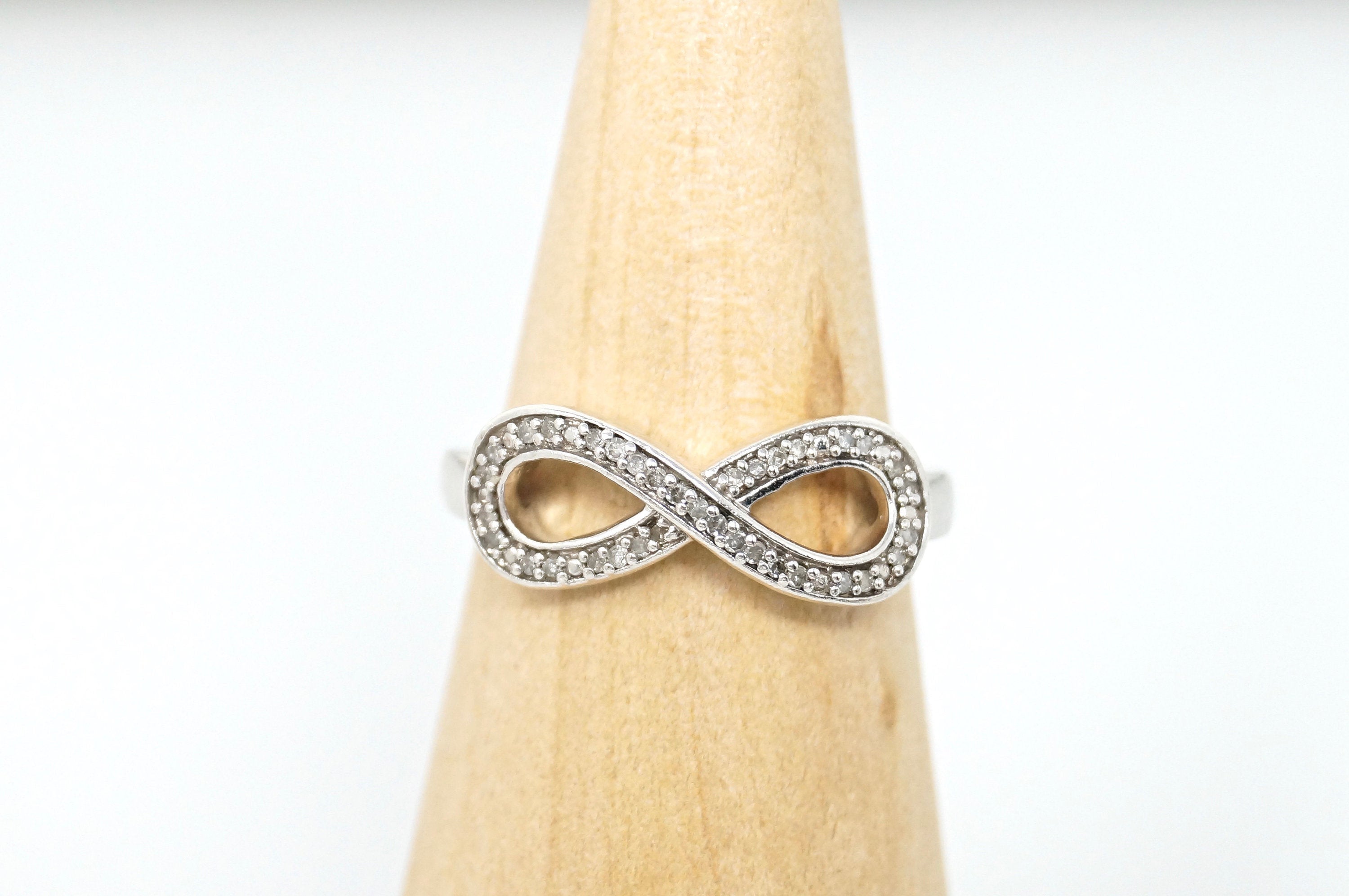 Vintage Diamond Infinity Sterling Silver Ring - Size 7