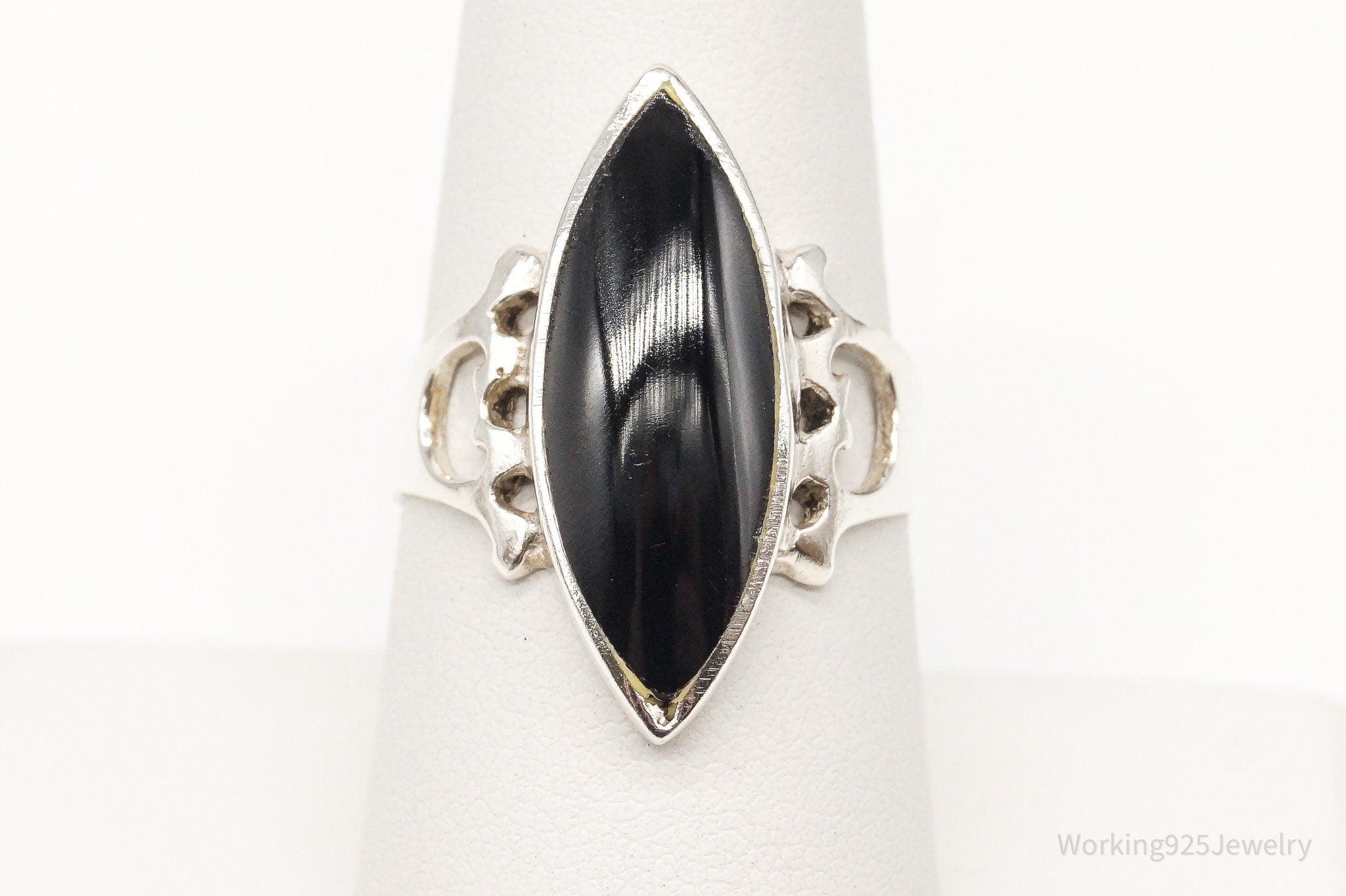 Vintage Black Onyx Sterling Silver Ring - Size 7.75