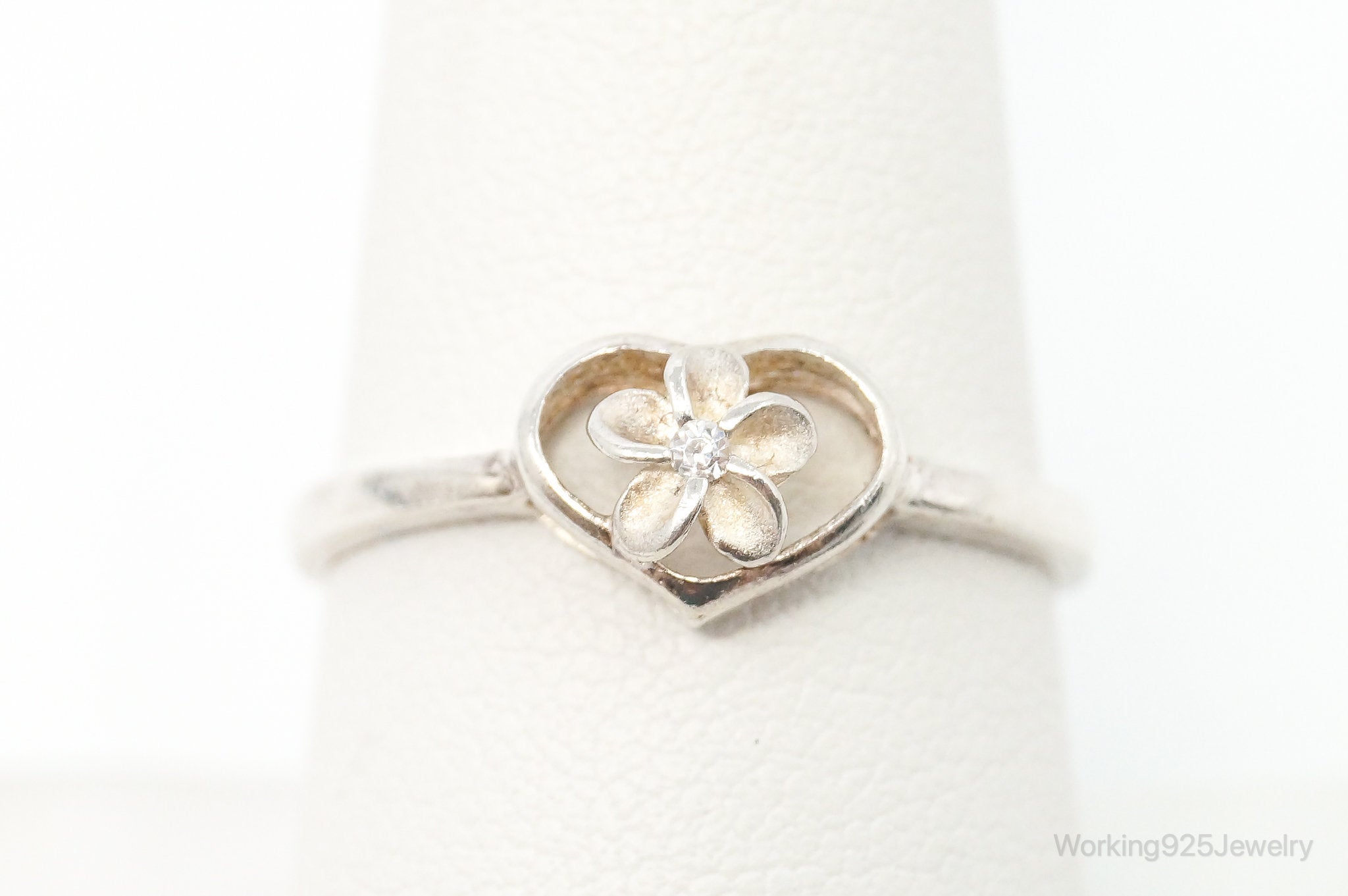 Vintage Cubic Zirconia Flower Heart Sterling Silver Ring - SZ 8.5