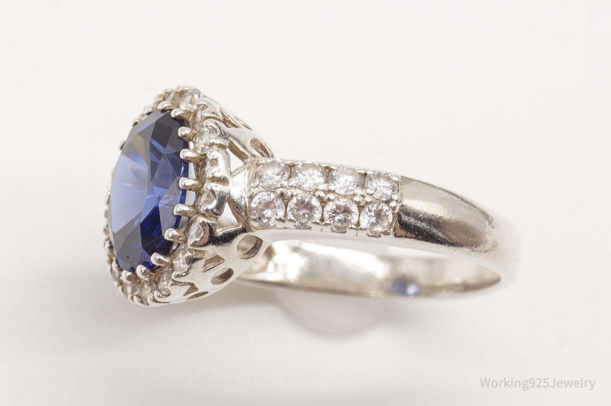 Vintage Blue & White Cubic Zirconia Sterling Silver Ring - Size 9