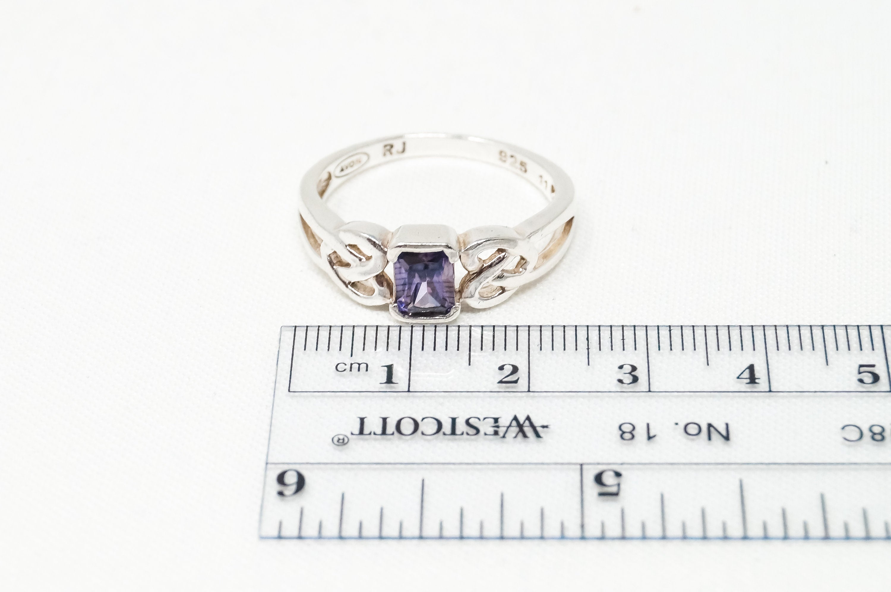 Vintage Designer Avon Amethyst Celtic Style Sterling Silver Ring - Sz 10.75