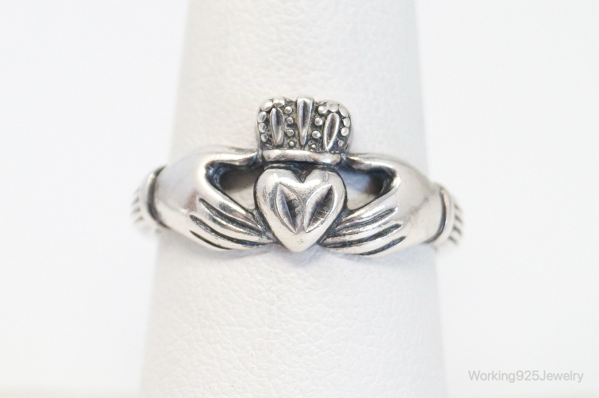 Vintage Designer WMCo Claddagh Irish Heart Sterling Silver Ring Size 8