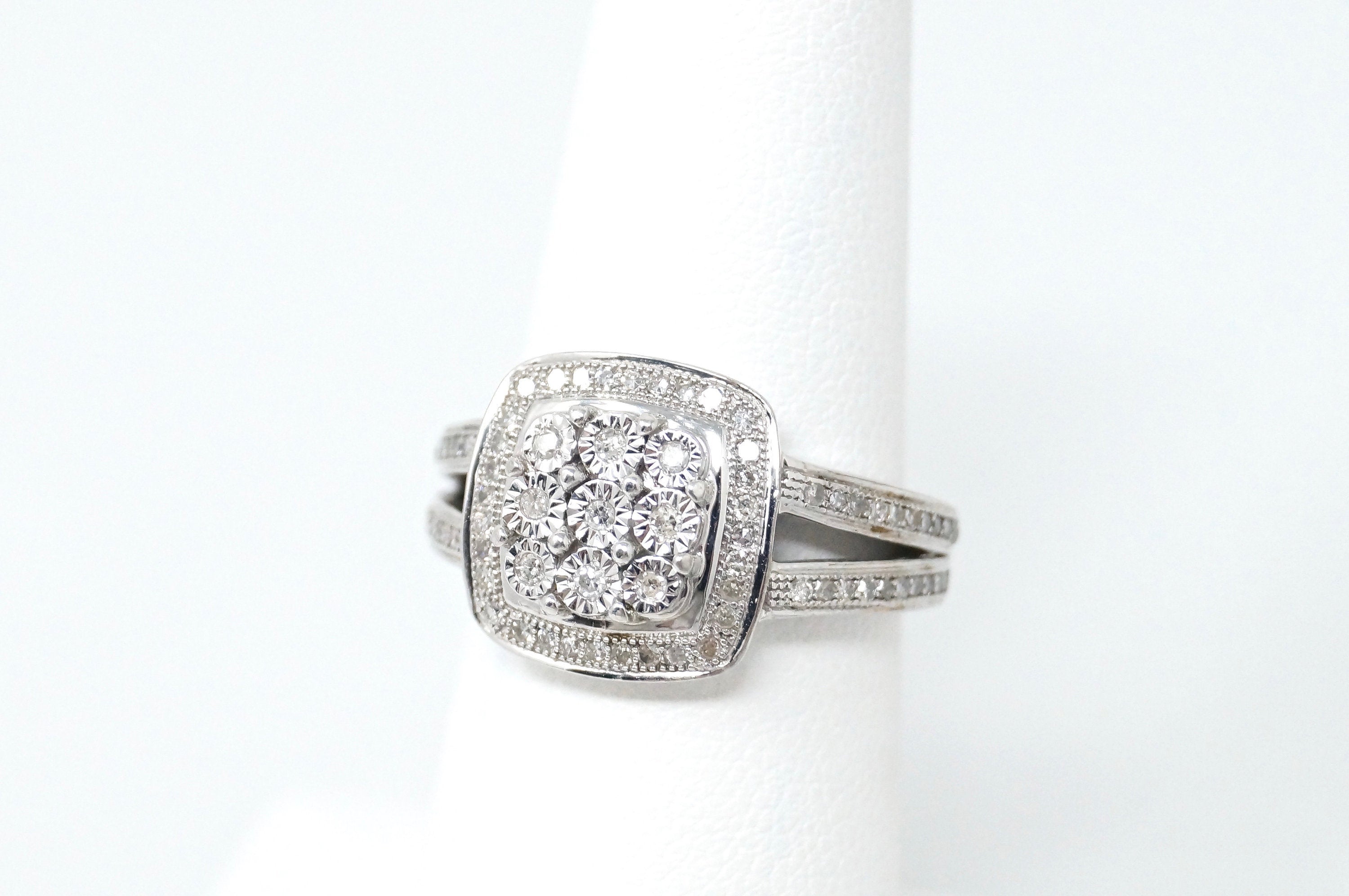 Stunning Vintage Diamond Platinum Over Sterling Silver Statement Ring - Size 6