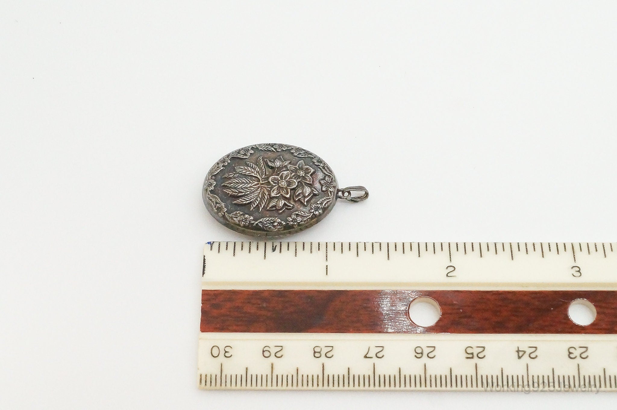 Antique Art Nouveau Flowers Sterling Silver Necklace Pendant