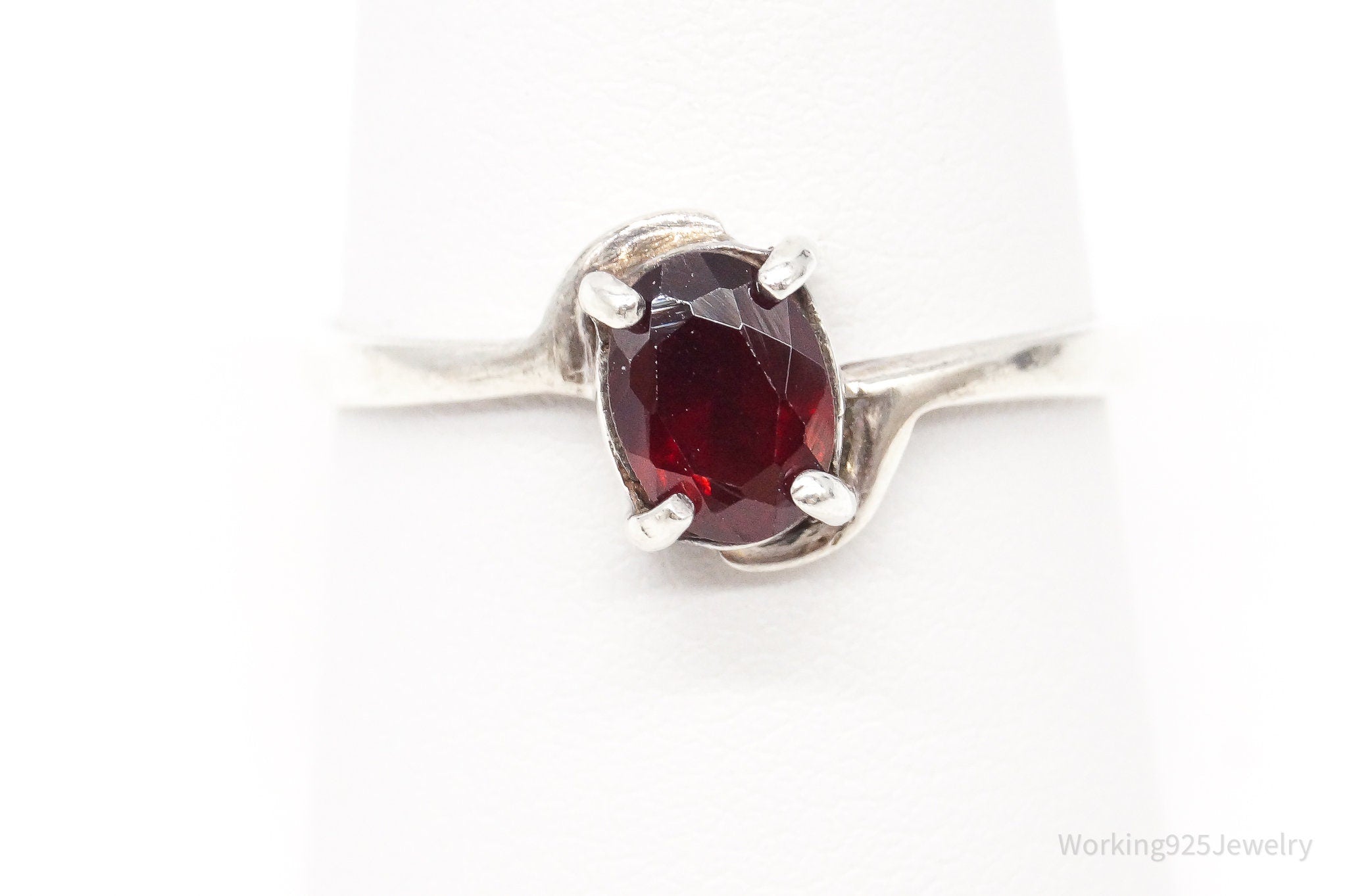 Vintage Garnet Sterling Silver Ring - Size 9