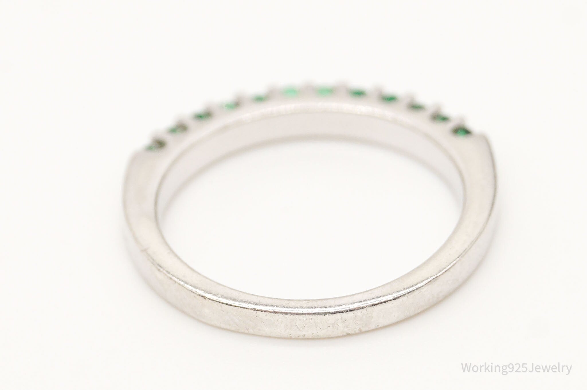 Vintage Emerald Sterling Silver Band Ring - Size 8