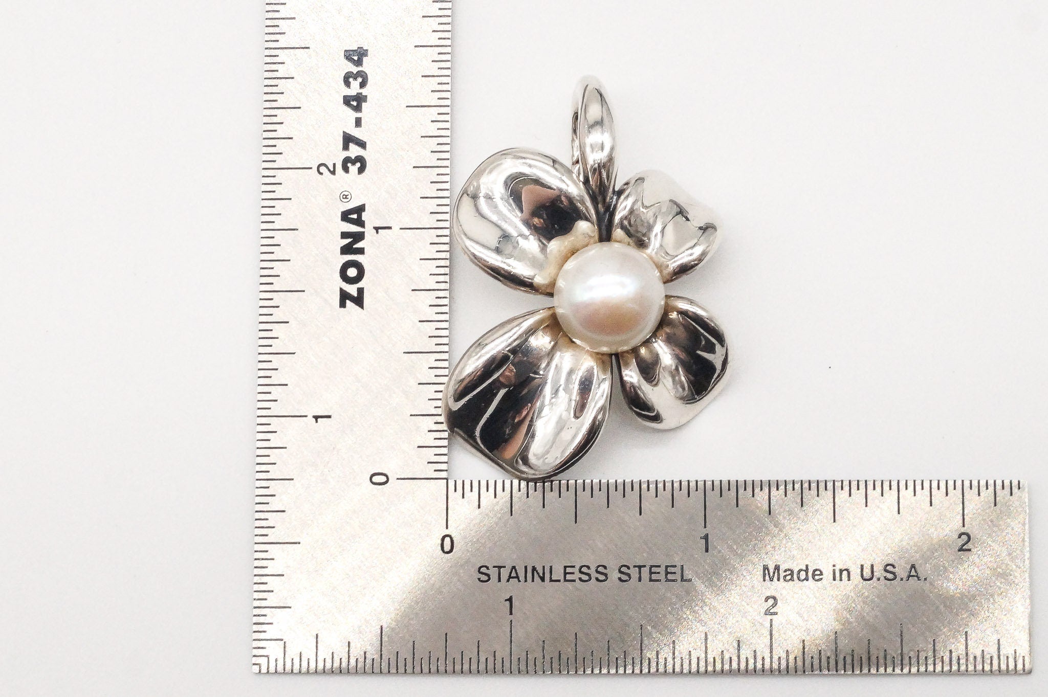 Large Vintage Designer Ann King Pearl Sterling Silver Flower Pendant