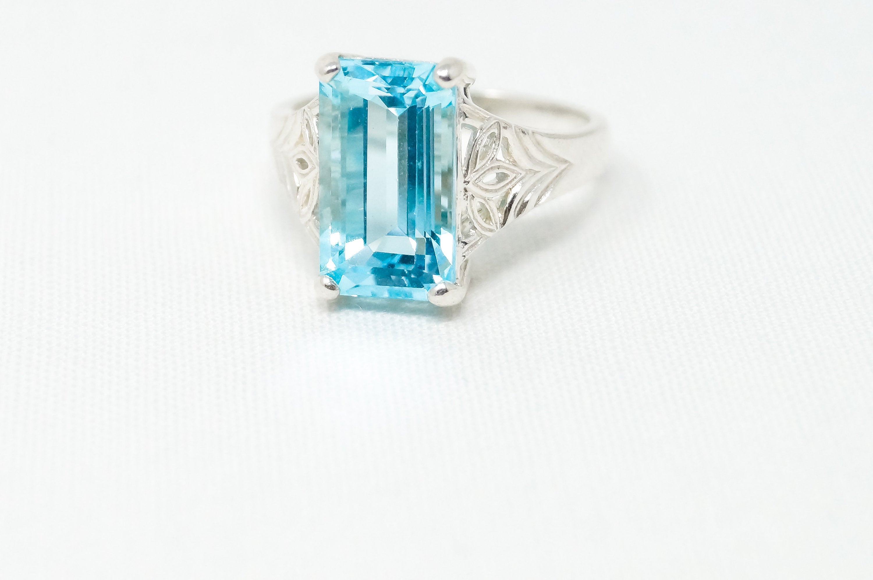 Vintage Art Deco Blue Topaz Sterling Silver Ring - Sz 8 -798910257