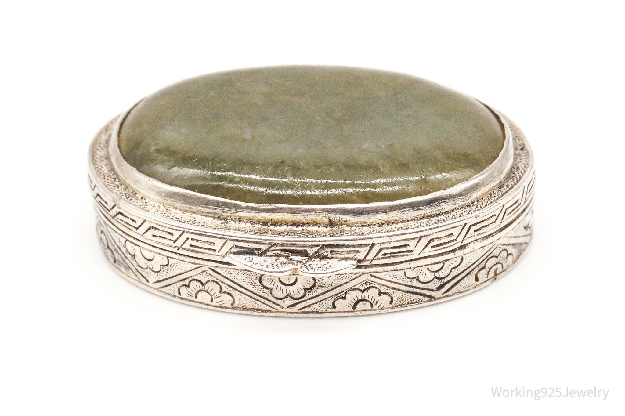 Antique Chinese Green Stone Sterling Silver Floral Etched Pill Snuff Beauty Box