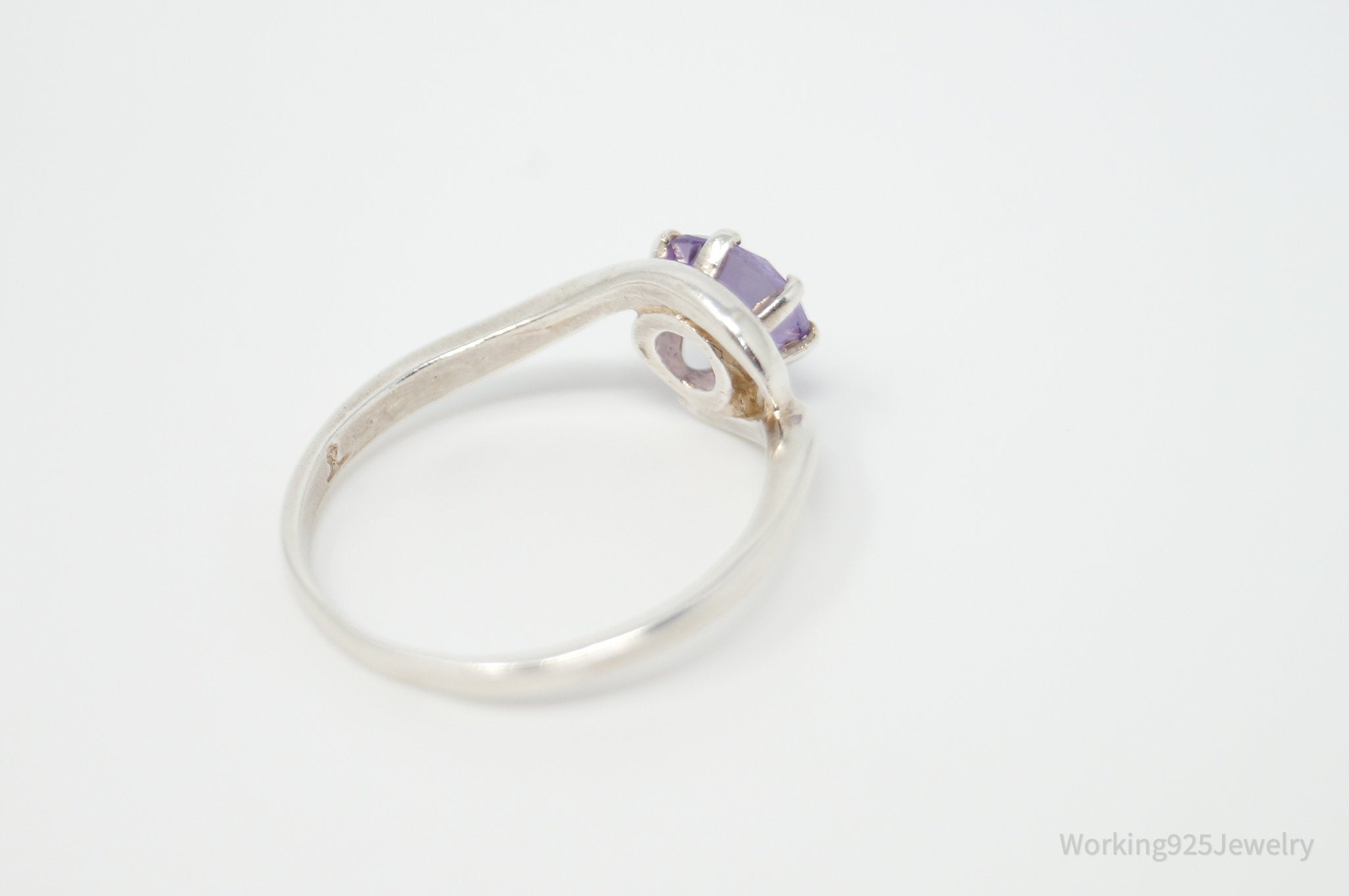 Vintage Amethyst Sterling Silver Ring - Sz 6.25