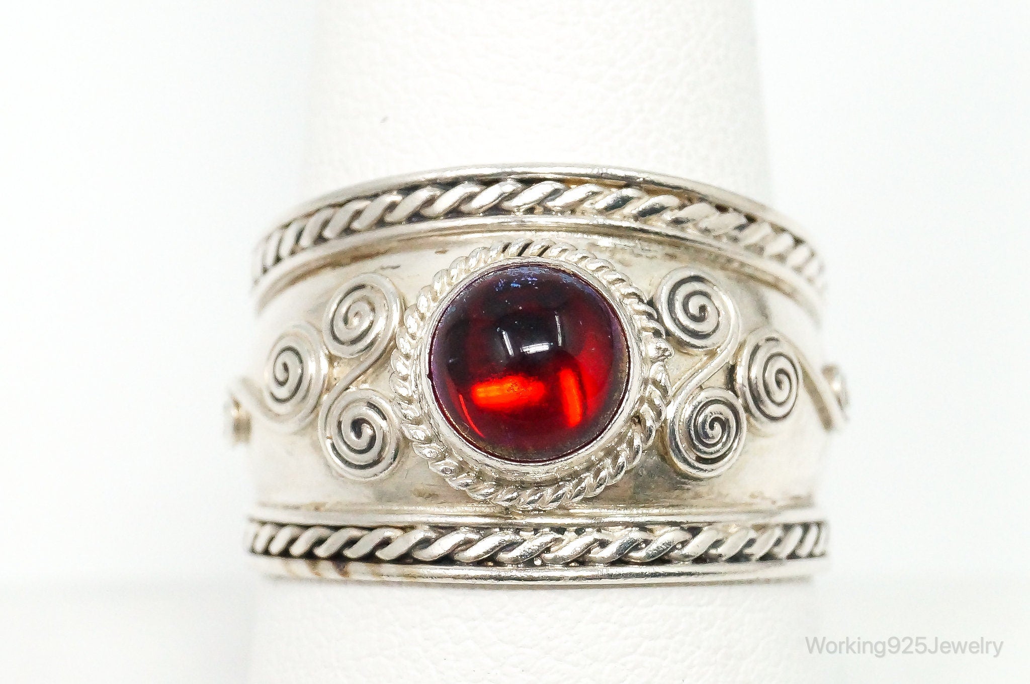 Vintage Garnet Sterling Silver Bali Ring - Size 9.5